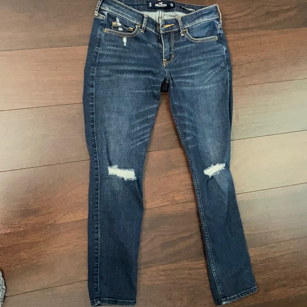 Hollister low rise super skinny crop